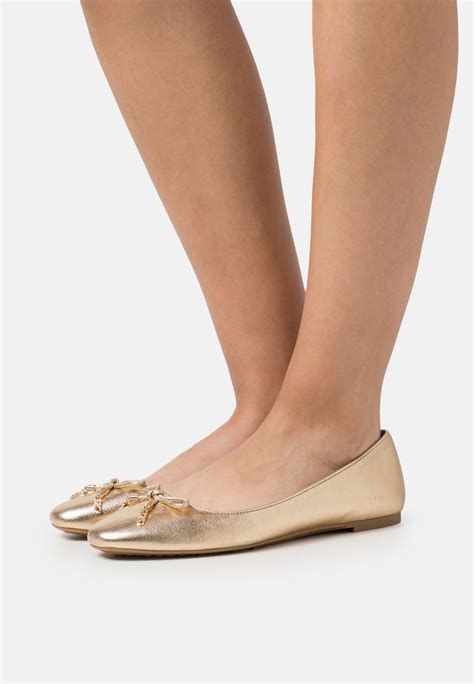 michael kors ballerina schwarz gold|michael kors slip on flats.